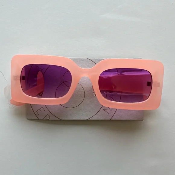 Urban Outfitters | Accessories | Nwt Margot Chunky Rectangle  display picture 2